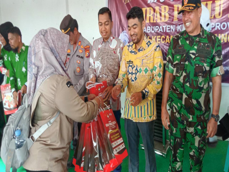 ANTUSIAS PESERTA KIRAB PEMILU KECAMATAN TAPUNG HILIR DAN TAPUNG HULU